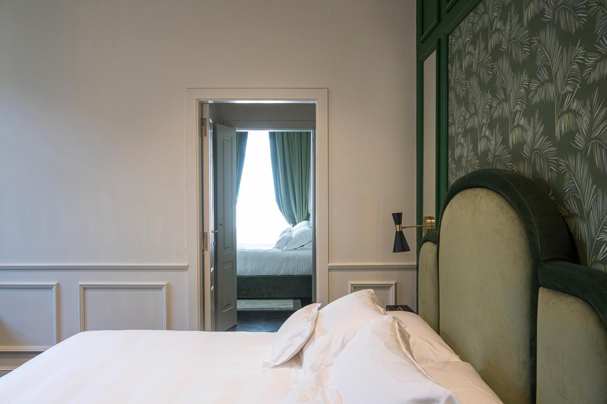 Hotel La Gemma Florens Exteriör bild A room at the hotel