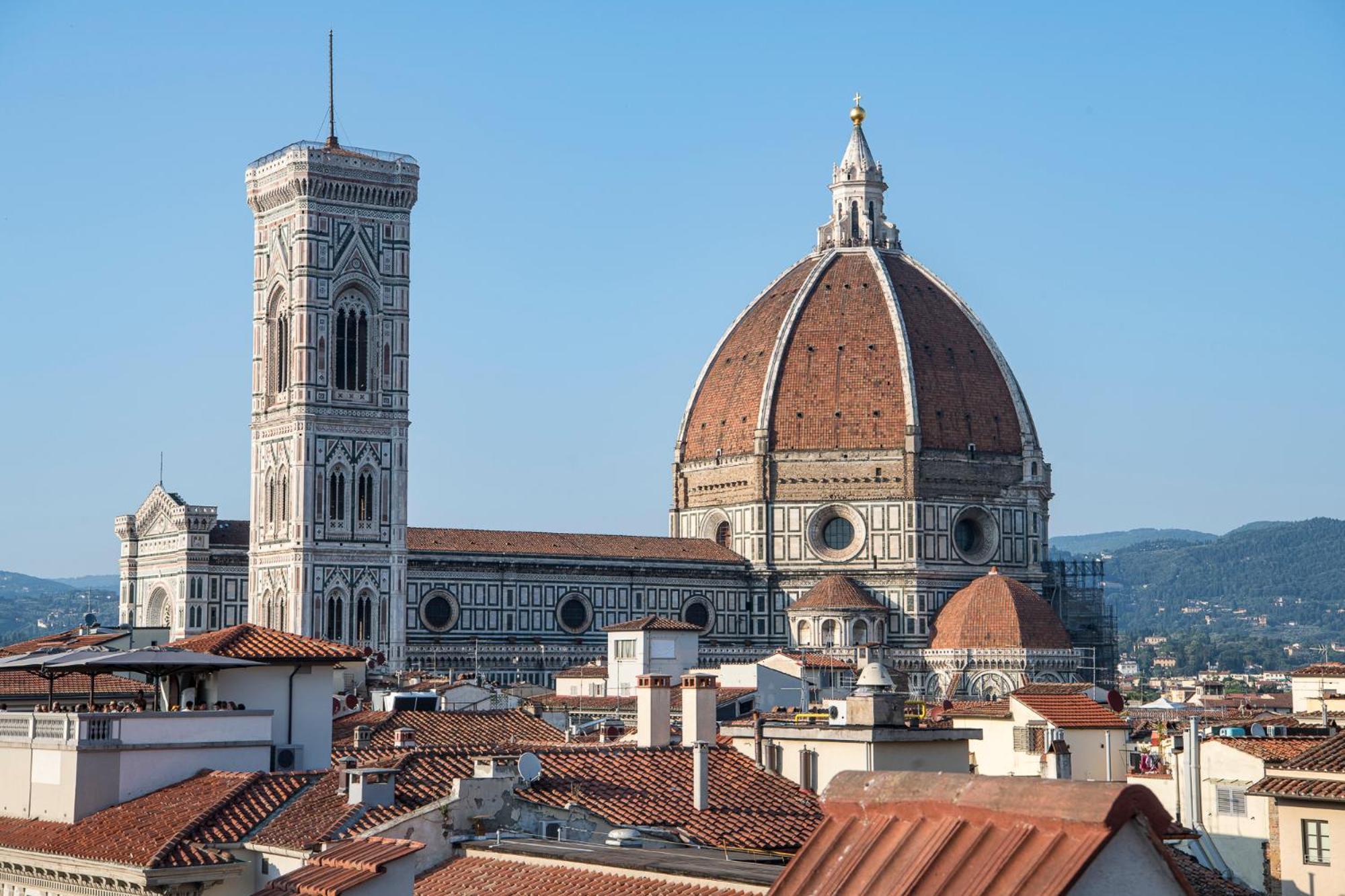 Hotel La Gemma Florens Exteriör bild The Cathedral of Santa Maria del Fiore, Florence